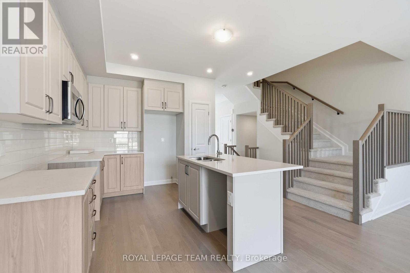 837 Eileen Vollick Crescent, Ottawa, Ontario  K2W 0M8 - Photo 16 - X13863118