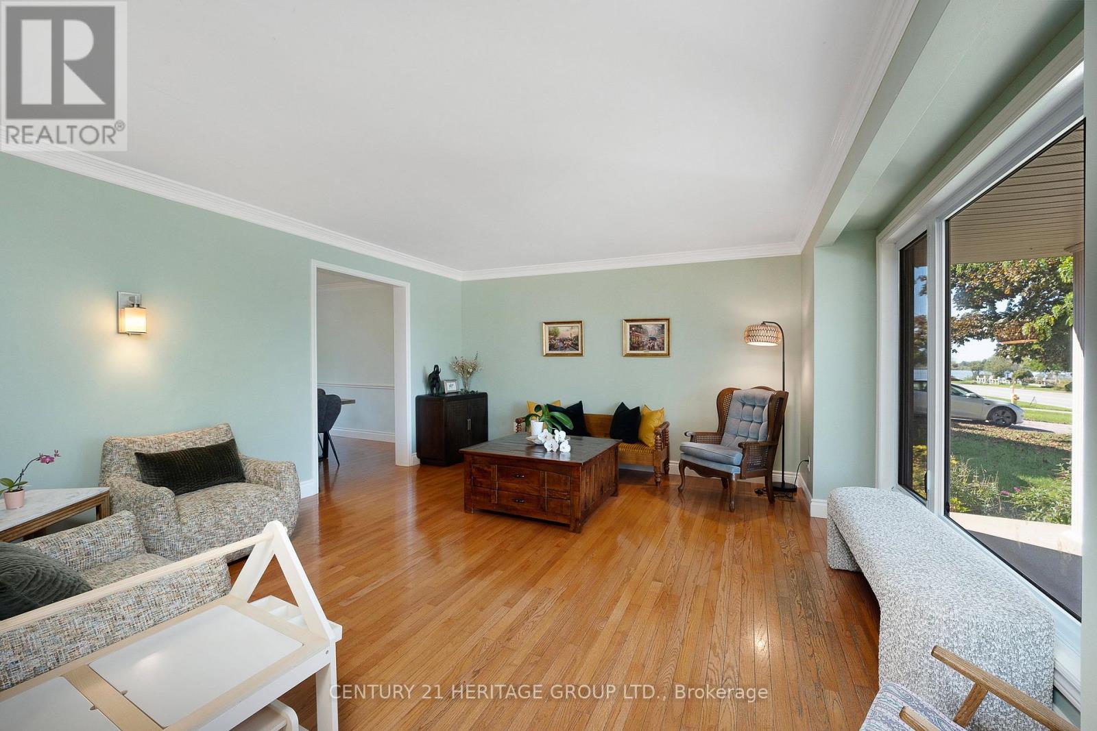 121 South Riverview Drive, Amherstburg, Ontario  N9V 2Y9 - Photo 10 - X13879804