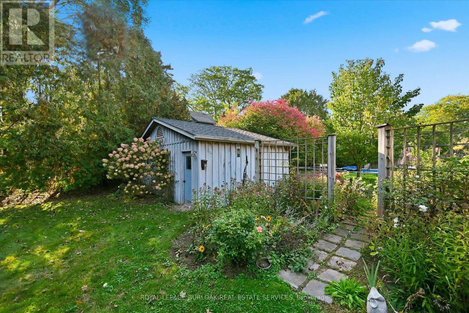 362 Oakwood Drive, Burlington, Ontario  L7N 1X2 - Photo 42 - W13878944