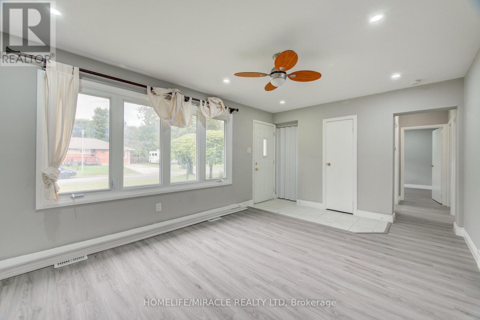 104 Queenston Crescent, London East, Ontario  N5W 1N6 - Photo 11 - X13847822