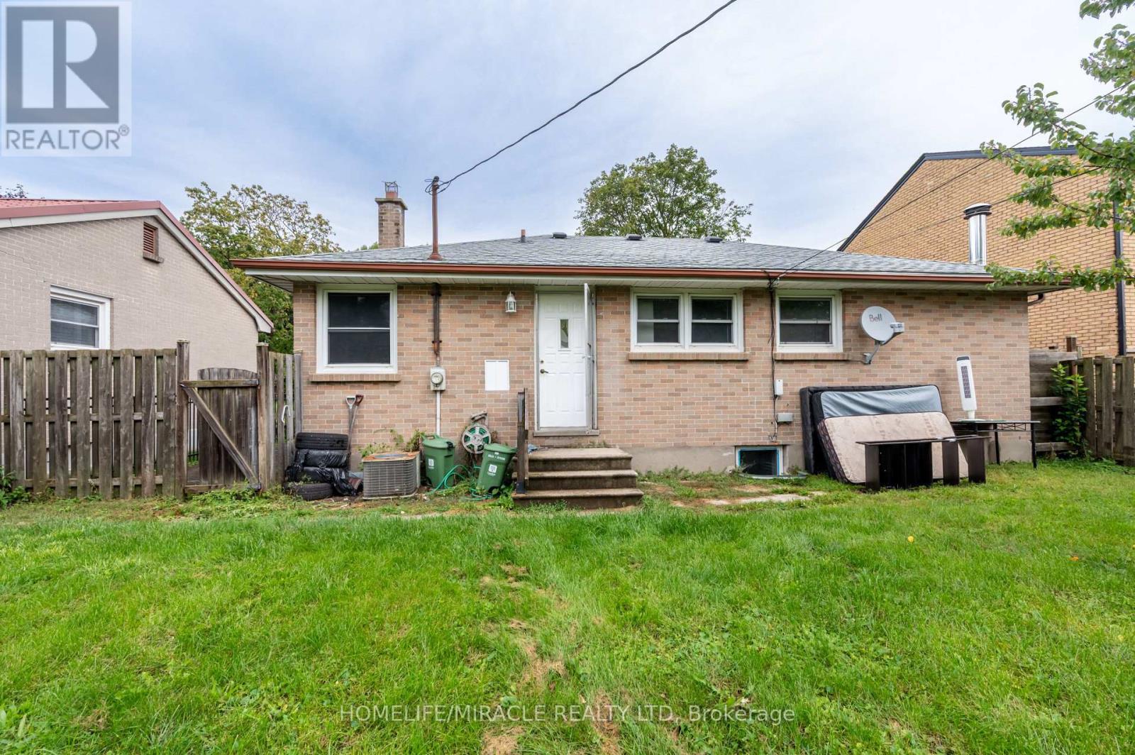 104 Queenston Crescent, London East, Ontario  N5W 1N6 - Photo 10 - X13847822