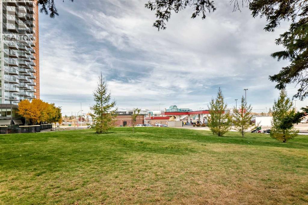 502, 30 Brentwood Common NW