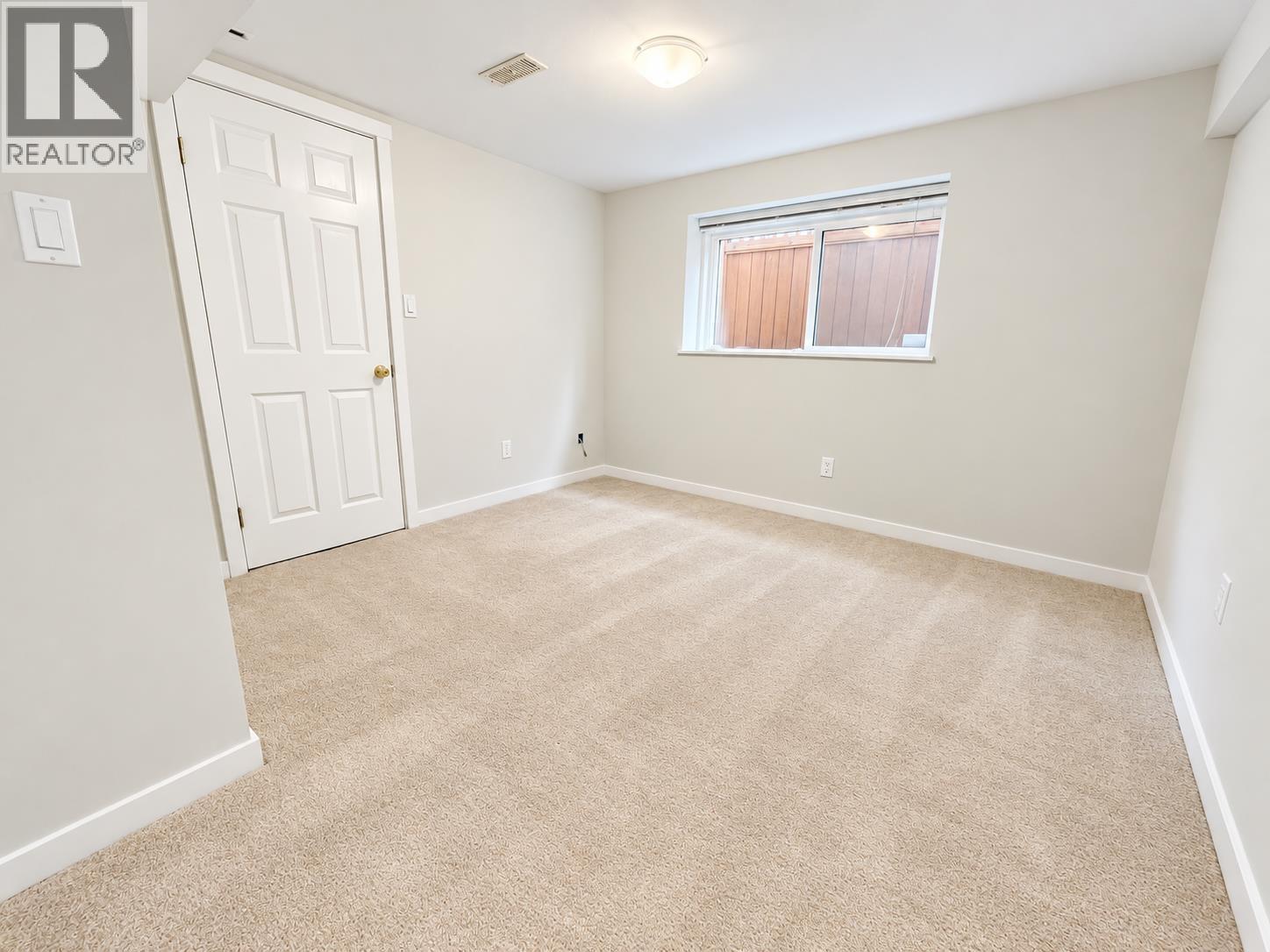 Basement-4825 Georgia Street, Burnaby, British Columbia  V5C 2W1 - Photo 8 - R3173101