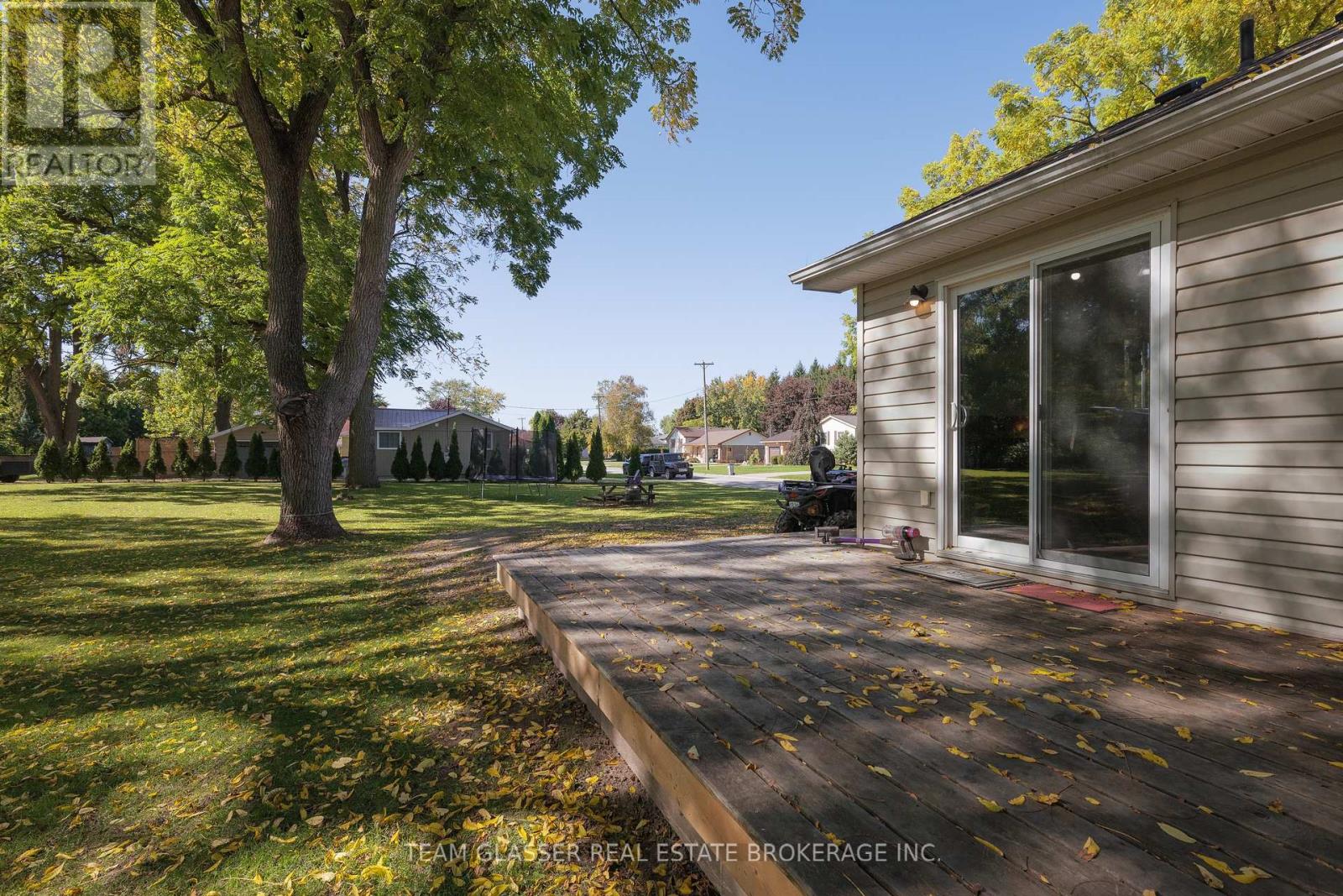 301 Main Street, North Middlesex, Ontario  N0M 2K0 - Photo 8 - X13879876