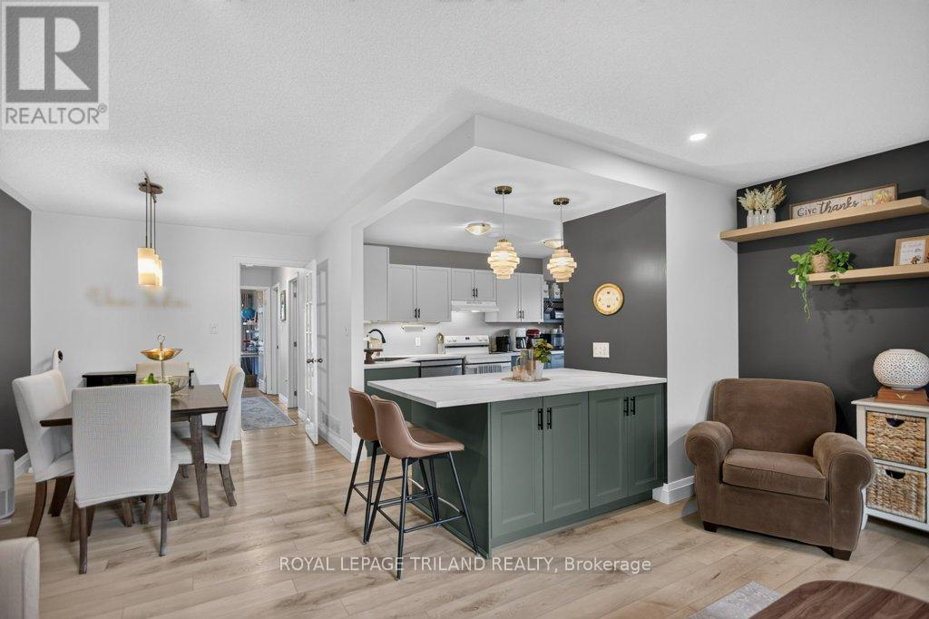 32 Sanders Court, St. Thomas, Ontario  N5P 4J9 - Photo 8 - X13879930