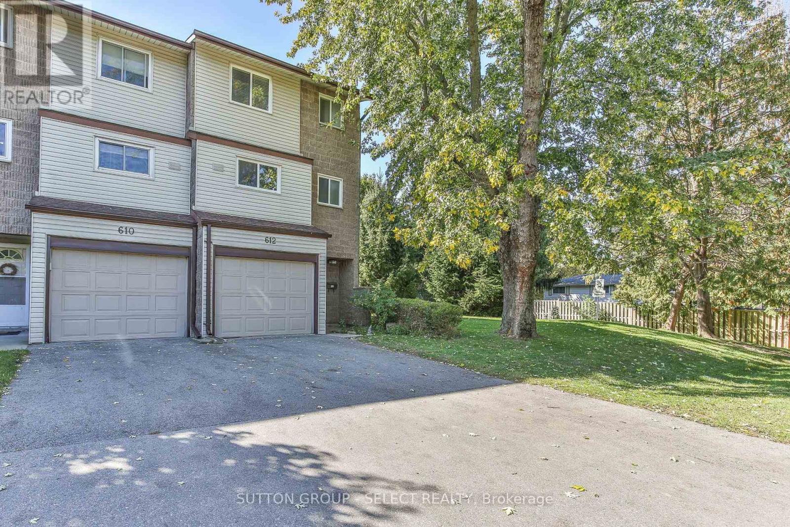 612 Wilkins Street, London South, Ontario  N6C 4Z4 - Photo 1 - X13879932