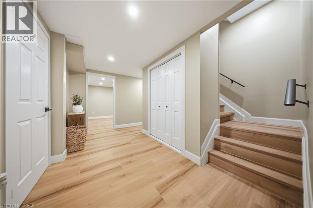 25 Cedarland Drive, Brantford, Ontario  N3R 6G9 - Photo 31 - 40870194