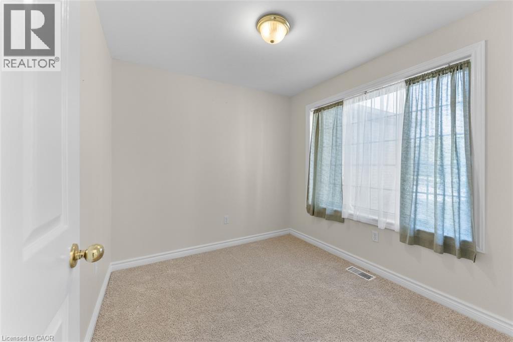 36 Virginia Street, Welland, Ontario  L3C 7A4 - Photo 9 - 40869857