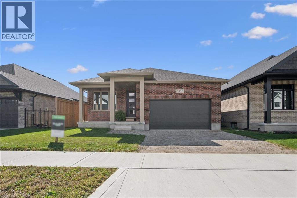 79 South Parkwood Boulevard, Elmira, Ontario  N3B 0C8 - Photo 2 - 40868930