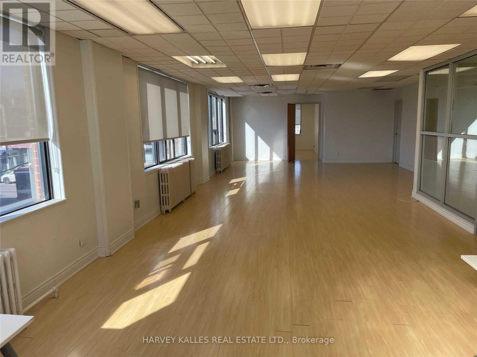 203 - 533 Eglinton Avenue W, Toronto, Ontario  M5N 1B1 - Photo 4 - C13879916