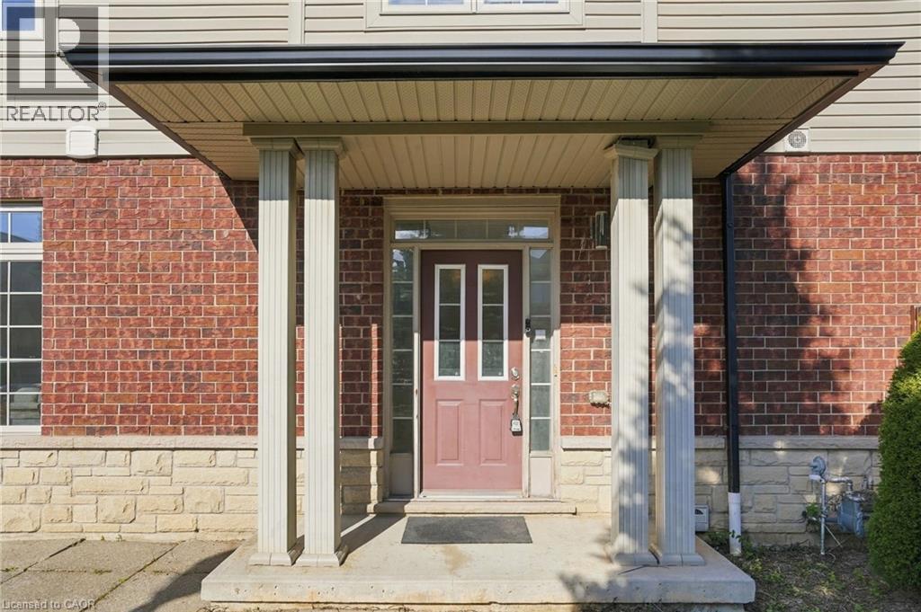 400 Stonehenge Drive Unit# 8, Ancaster, Ontario  L9K 0A2 - Photo 3 - 40869843