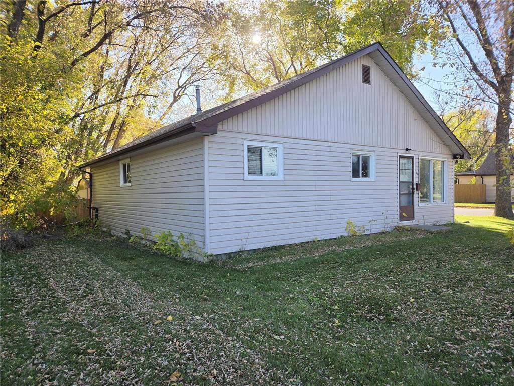 608 3rd Street NW, Portage La Prairie, Manitoba  R1N 2C7 - Photo 0 - 202625180