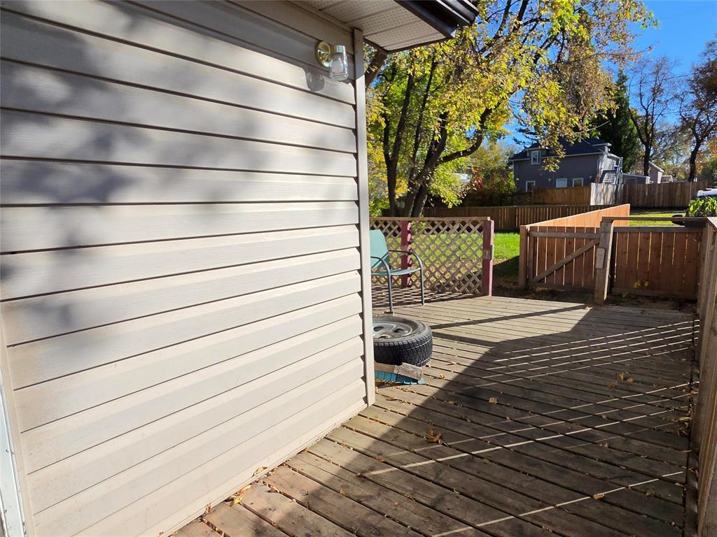 608 3rd Street NW, Portage La Prairie, Manitoba  R1N 2C7 - Photo 19 - 202625180