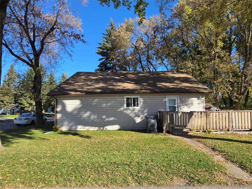 608 3rd Street NW, Portage La Prairie, Manitoba  R1N 2C7 - Photo 2 - 202625180