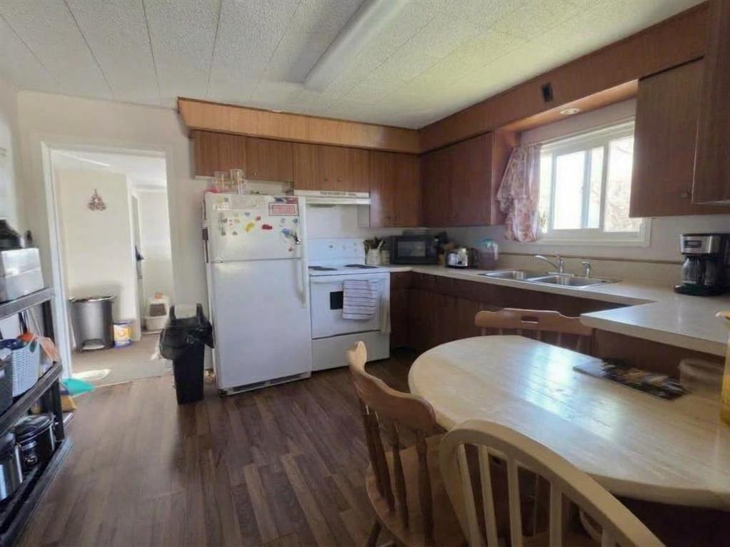 608 3rd Street NW, Portage La Prairie, Manitoba  R1N 2C7 - Photo 5 - 202625180