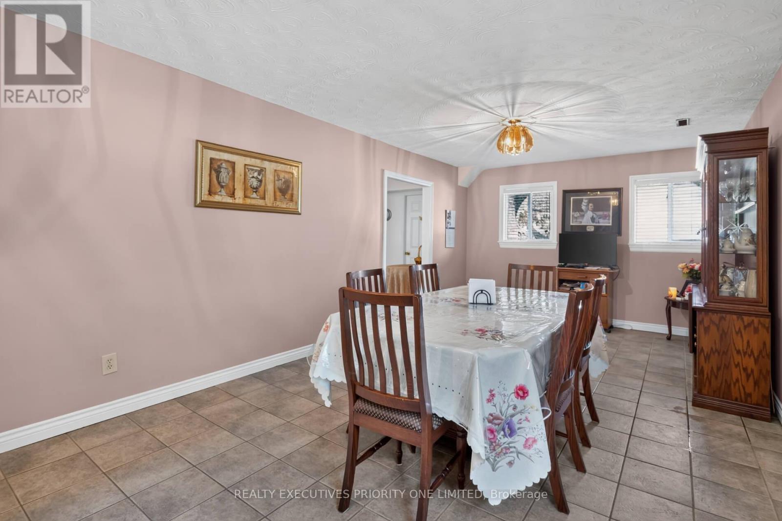 355 Glen Park Avenue, Toronto, Ontario  M6B 2E6 - Photo 21 - W13879888