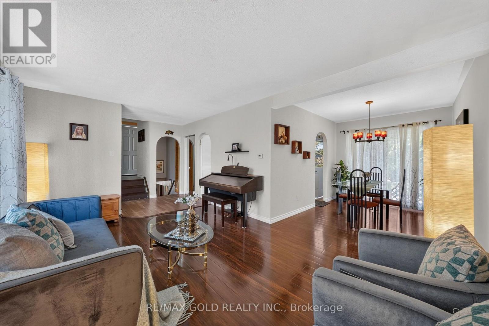 129 Folkstone Crescent, Brampton, Ontario  L6T 3M6 - Photo 11 - W13879904