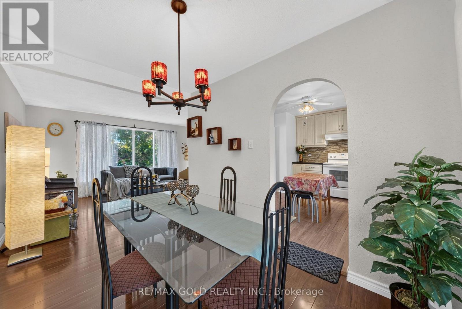 129 Folkstone Crescent, Brampton, Ontario  L6T 3M6 - Photo 14 - W13879904