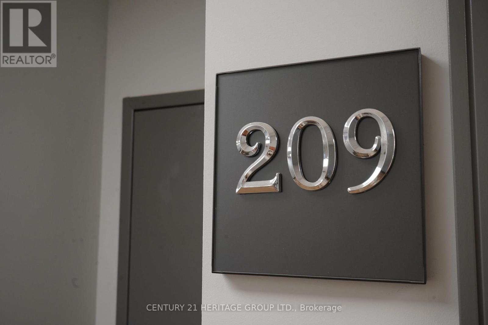 209 - 4544 Dufferin Street, Toronto, Ontario  M3H 5R9 - Photo 9 - W13879914