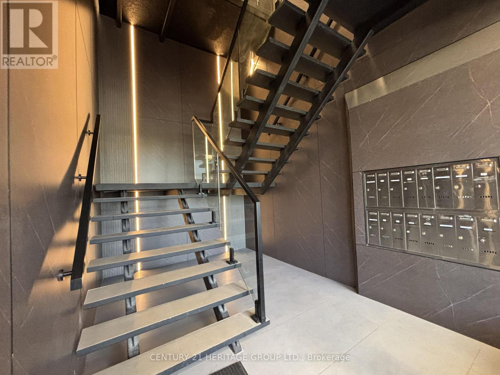 208 - 4544 Dufferin Street, Toronto, Ontario  M3H 5R9 - Photo 6 - W13879934