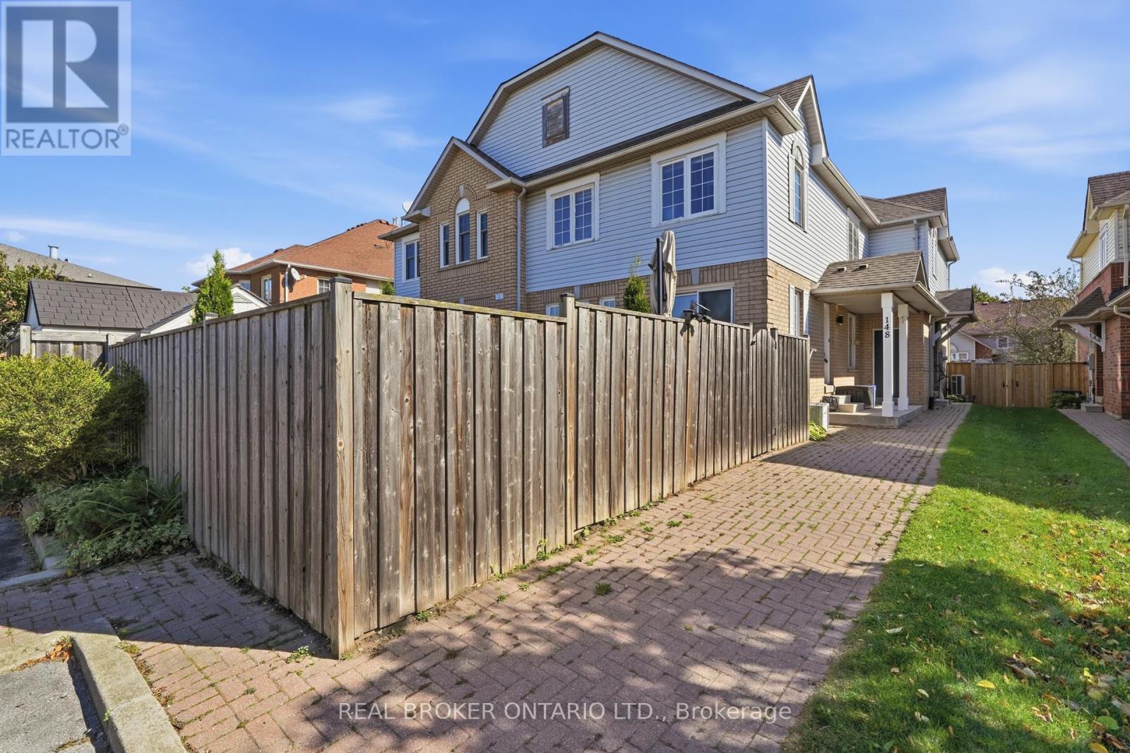 148 ROCKHAVEN LANE, Hamilton, Ontario