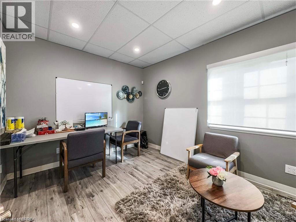 80 Brant Avenue Unit# 1005, Brantford, Ontario  N3T 3H1 - Photo 4 - 40869590