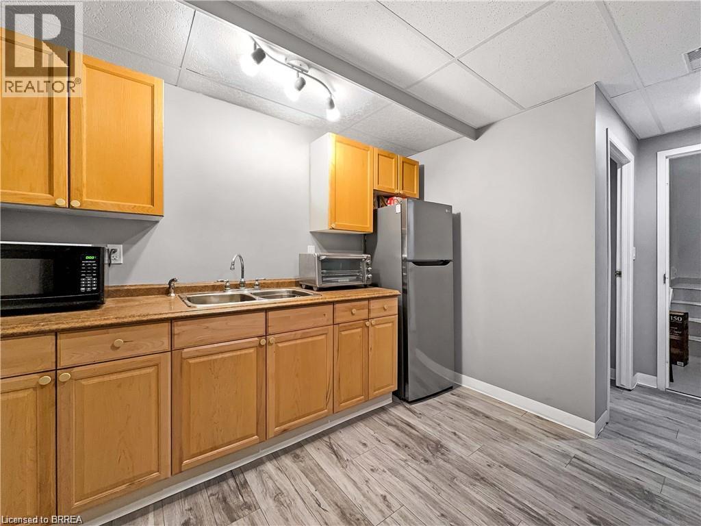 80 Brant Avenue Unit# 1005, Brantford, Ontario  N3T 3H1 - Photo 7 - 40869590
