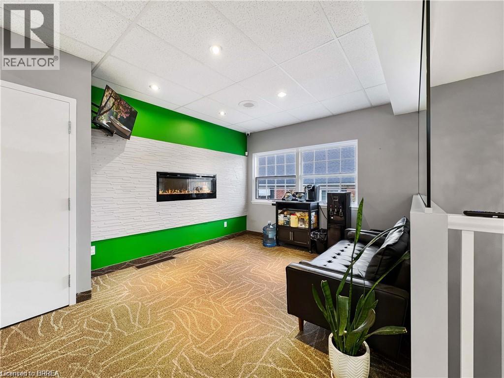80 Brant Avenue Unit# 1005, Brantford, Ontario  N3T 3H1 - Photo 3 - 40869590