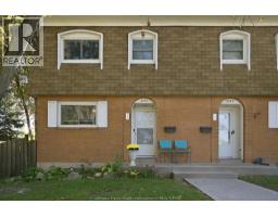 5557 CORONATION AVENUE, Windsor, Ontario