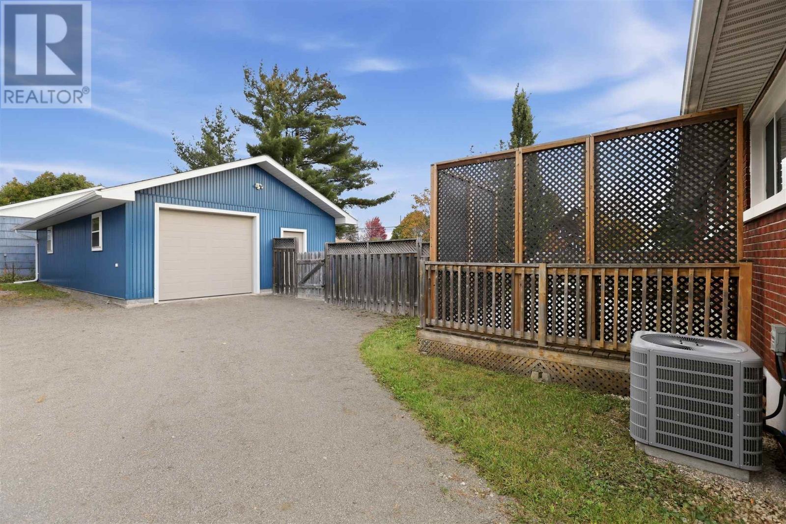 148 Cunningham Rd, Sault Ste. Marie, Ontario  P6B 1N4 - Photo 40 - SM262825