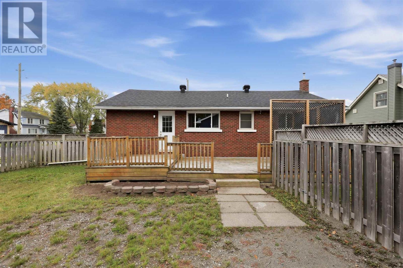 148 Cunningham Rd, Sault Ste. Marie, Ontario  P6B 1N4 - Photo 44 - SM262825