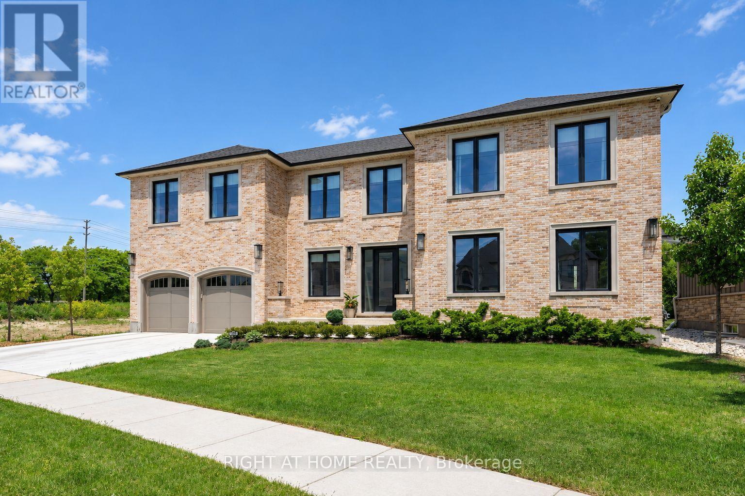 372 Manhattan Drive, London South, Ontario  N6K 0L5 - Photo 2 - X13717264