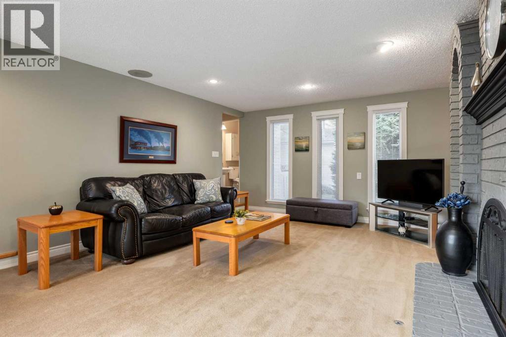 10723 Maplebend Drive SE, Calgary, Alberta  T2J 1X3 - Photo 16 - A2351261