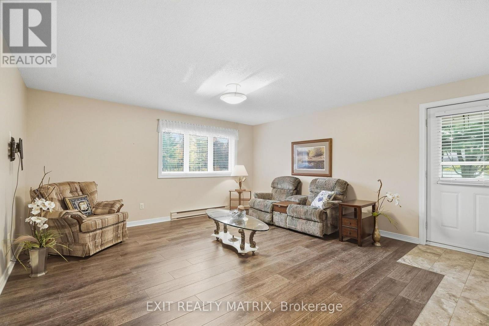 656 Ch Station Road, Alfred And Plantagenet, Ontario K0B 1A0 - Photo 6 - X13880046