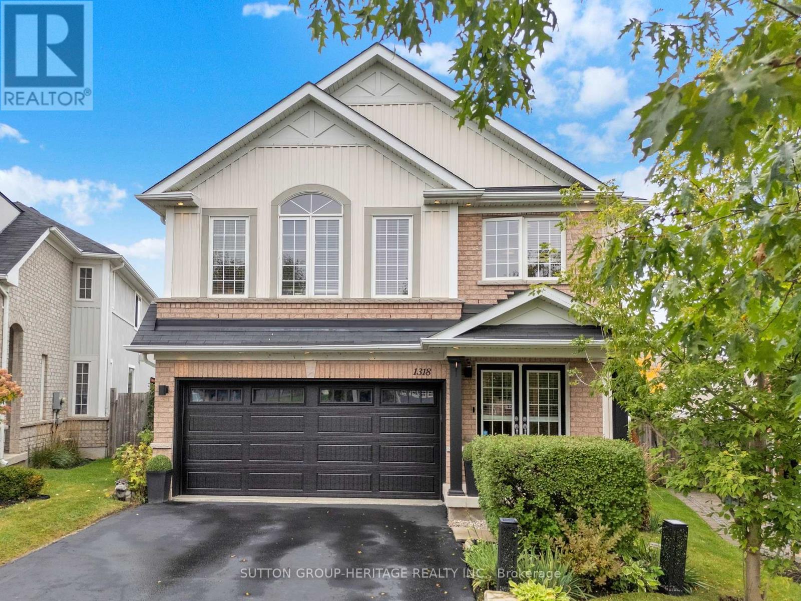 1318 MEATH DRIVE, Oshawa, Ontario