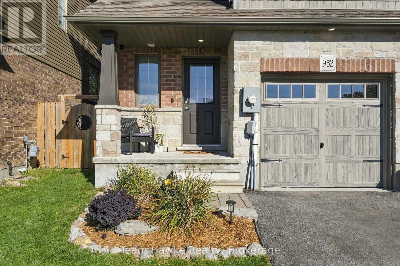 952 Cook Drive, Midland, Ontario  L4R 0E4 - Photo 3 - S13880036