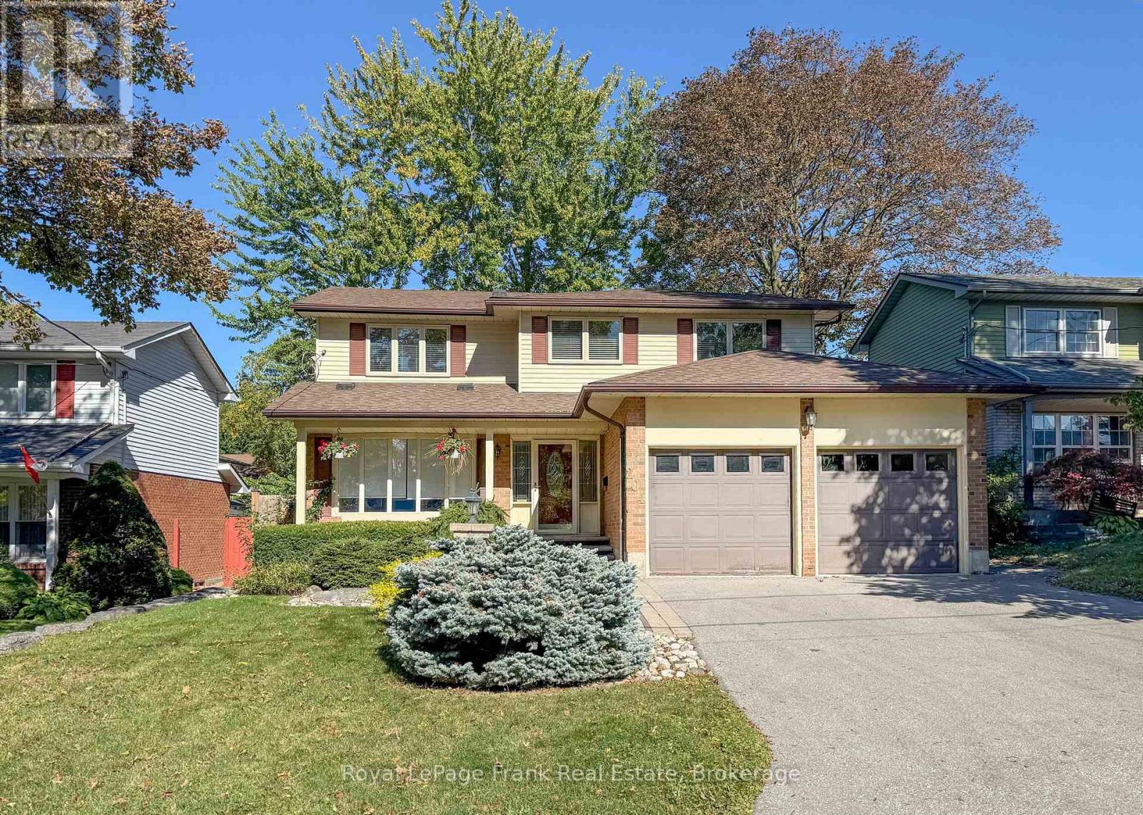 204 St John Street E, Whitby, Ontario  L1N 6M1 - Photo 4 - E13880216