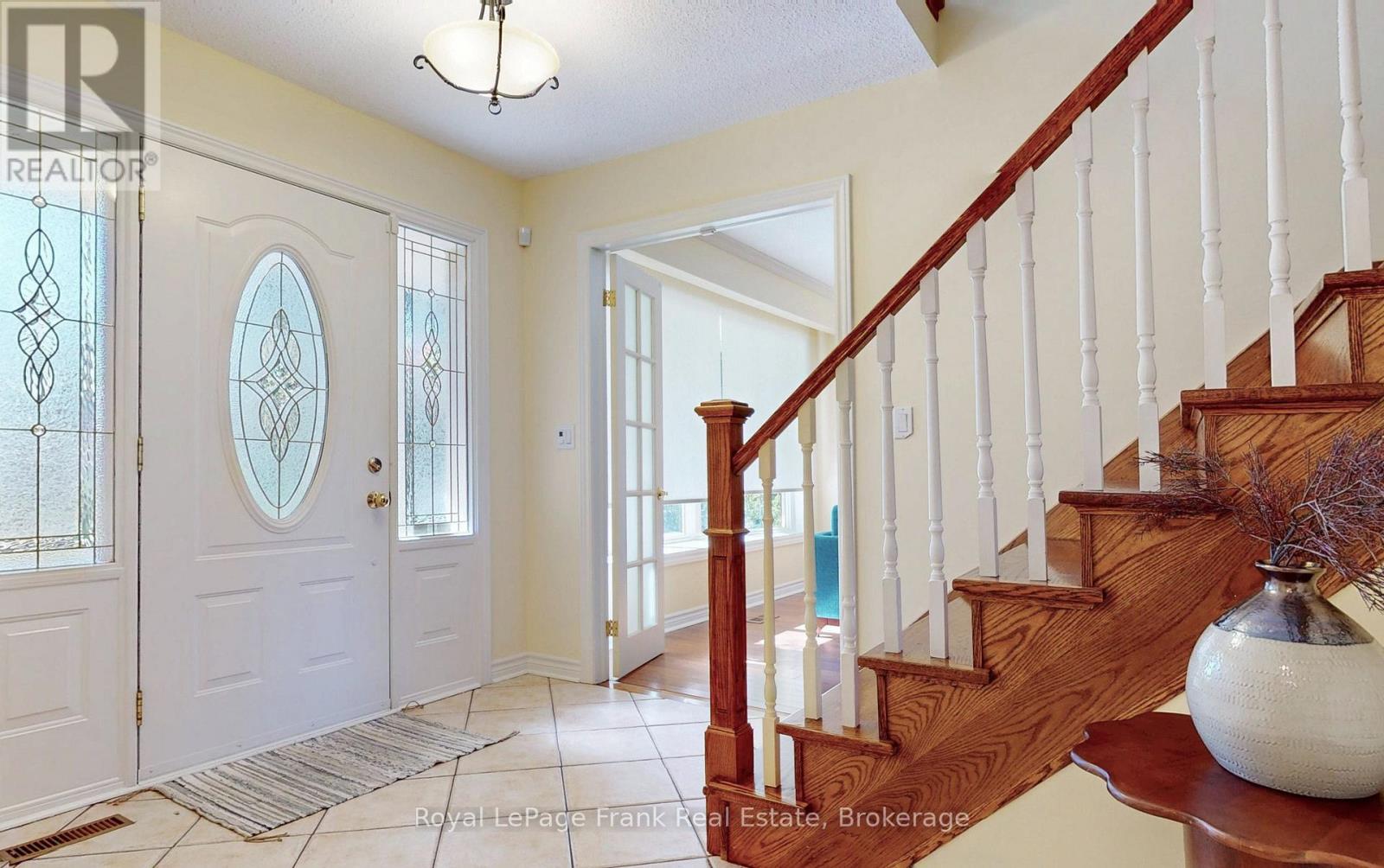204 St John Street E, Whitby, Ontario  L1N 6M1 - Photo 6 - E13880216