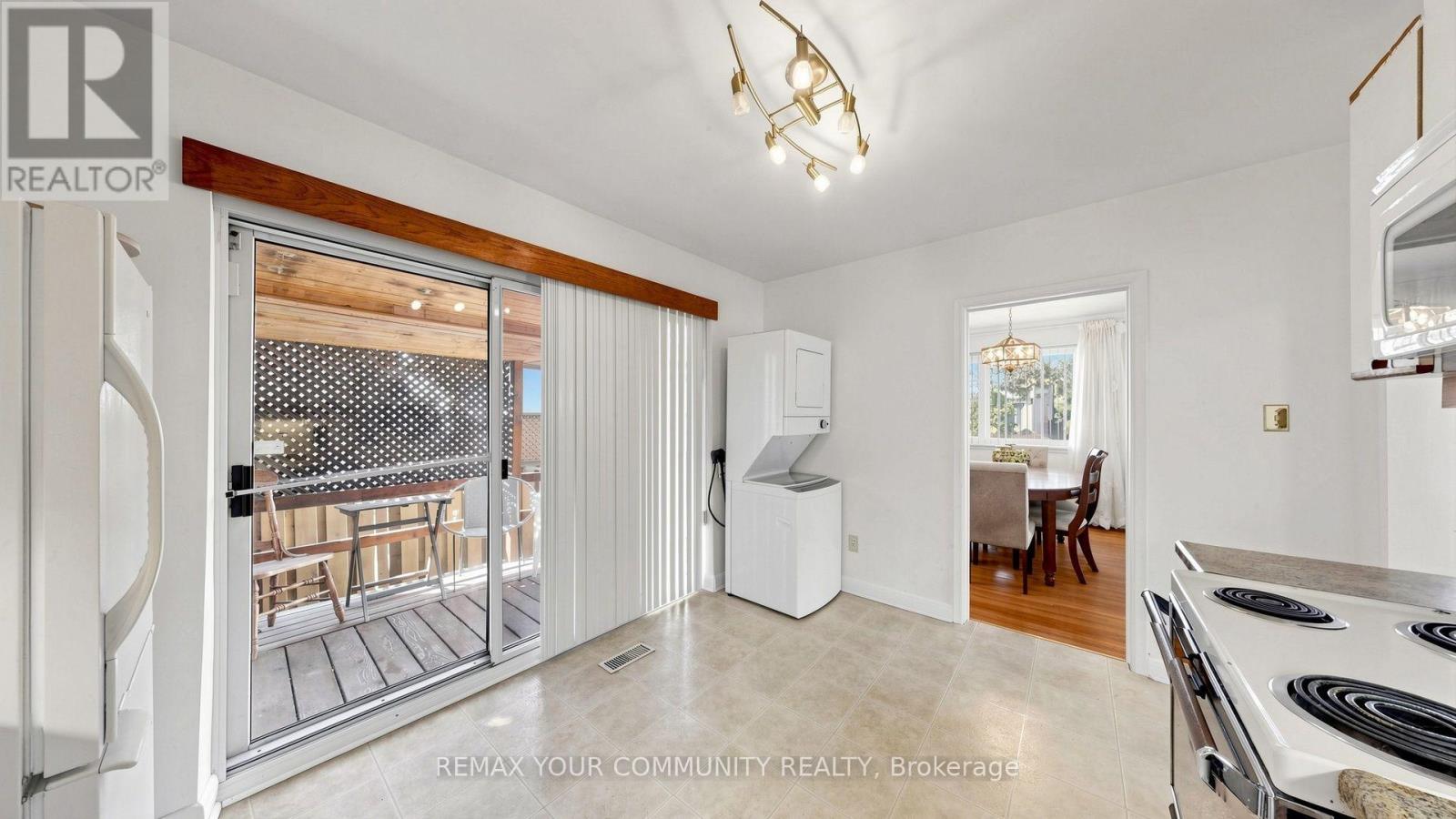 487 Hounslow Avenue, Toronto, Ontario  M2R 1J1 - Photo 16 - C13880104