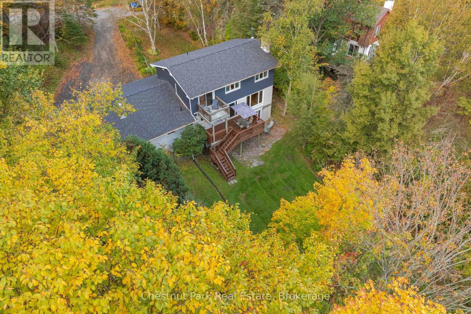 26 Helen Street, Huntsville, Ontario  P1H 1H5 - Photo 3 - X13880168