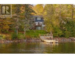 26 HELEN STREET, Huntsville, Ontario