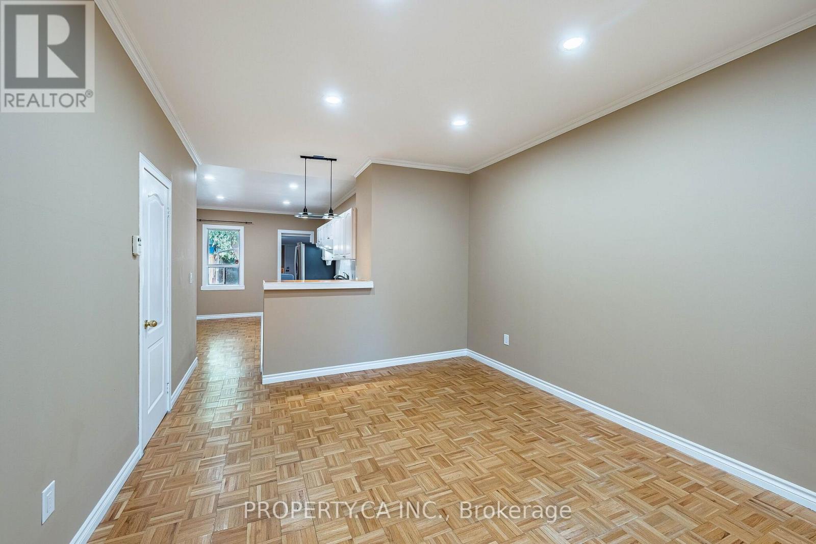 32 Frankdale Avenue, Toronto (Danforth Village-East York), Ontario  M4J 3Z9 - Photo 14 - E13880088