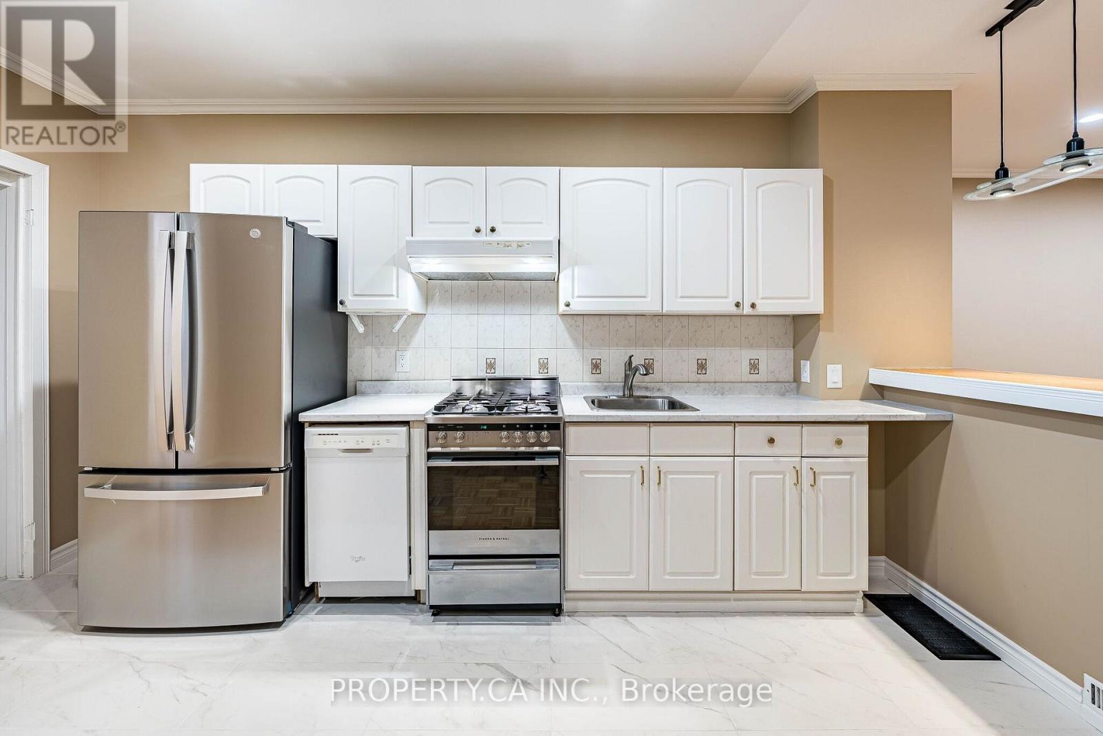 32 Frankdale Avenue, Toronto (Danforth Village-East York), Ontario  M4J 3Z9 - Photo 19 - E13880088
