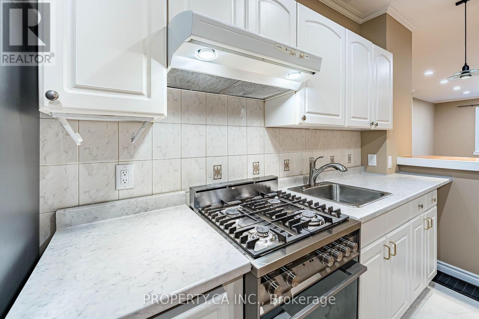 32 Frankdale Avenue, Toronto (Danforth Village-East York), Ontario  M4J 3Z9 - Photo 21 - E13880088