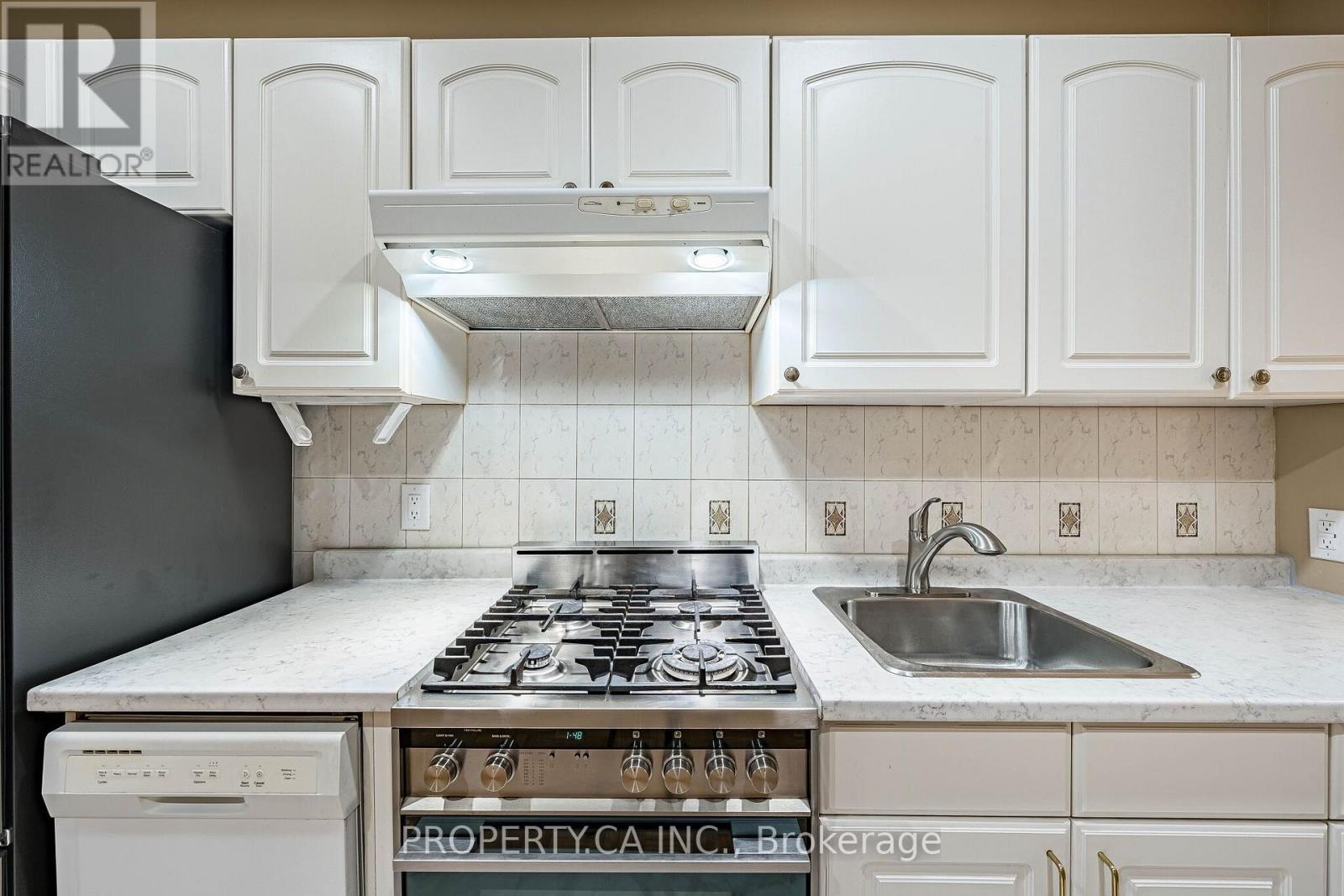 32 Frankdale Avenue, Toronto (Danforth Village-East York), Ontario  M4J 3Z9 - Photo 22 - E13880088