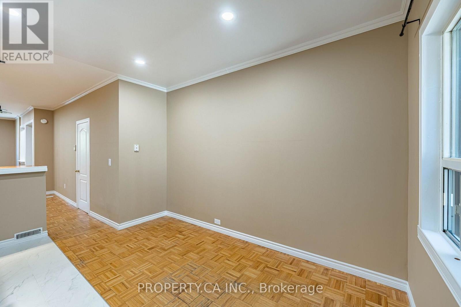 32 Frankdale Avenue, Toronto (Danforth Village-East York), Ontario  M4J 3Z9 - Photo 23 - E13880088
