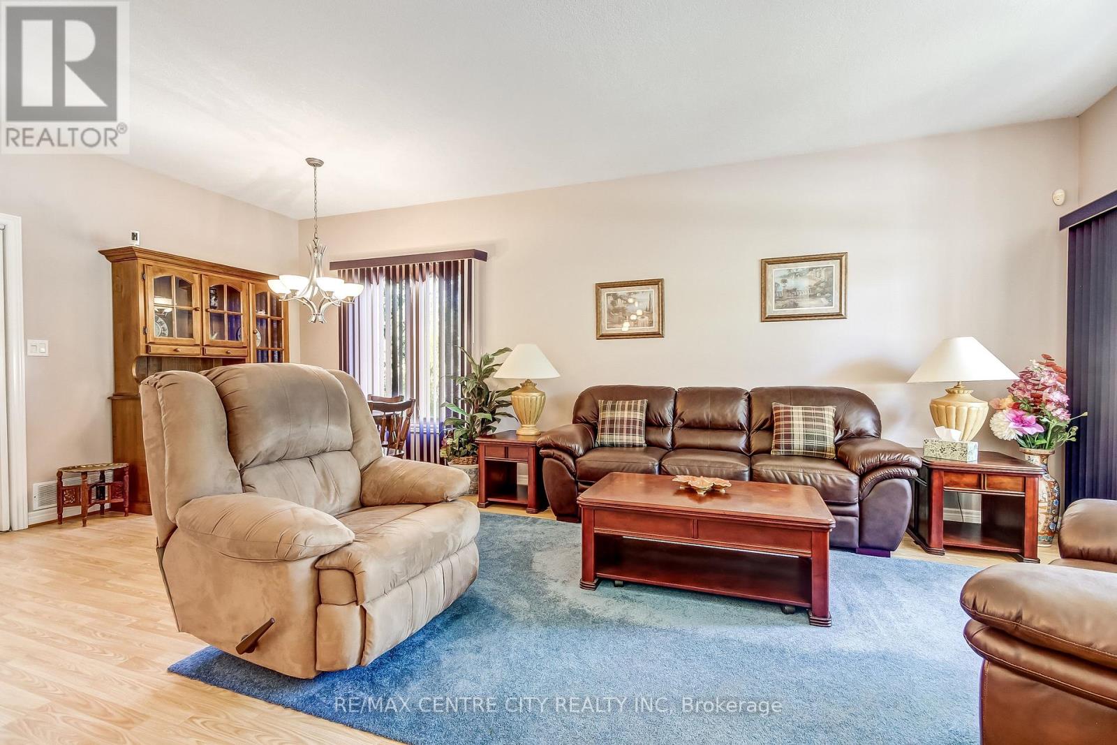 22 Harrington Crescent, St. Thomas, Ontario  N5R 6J1 - Photo 5 - X13880176