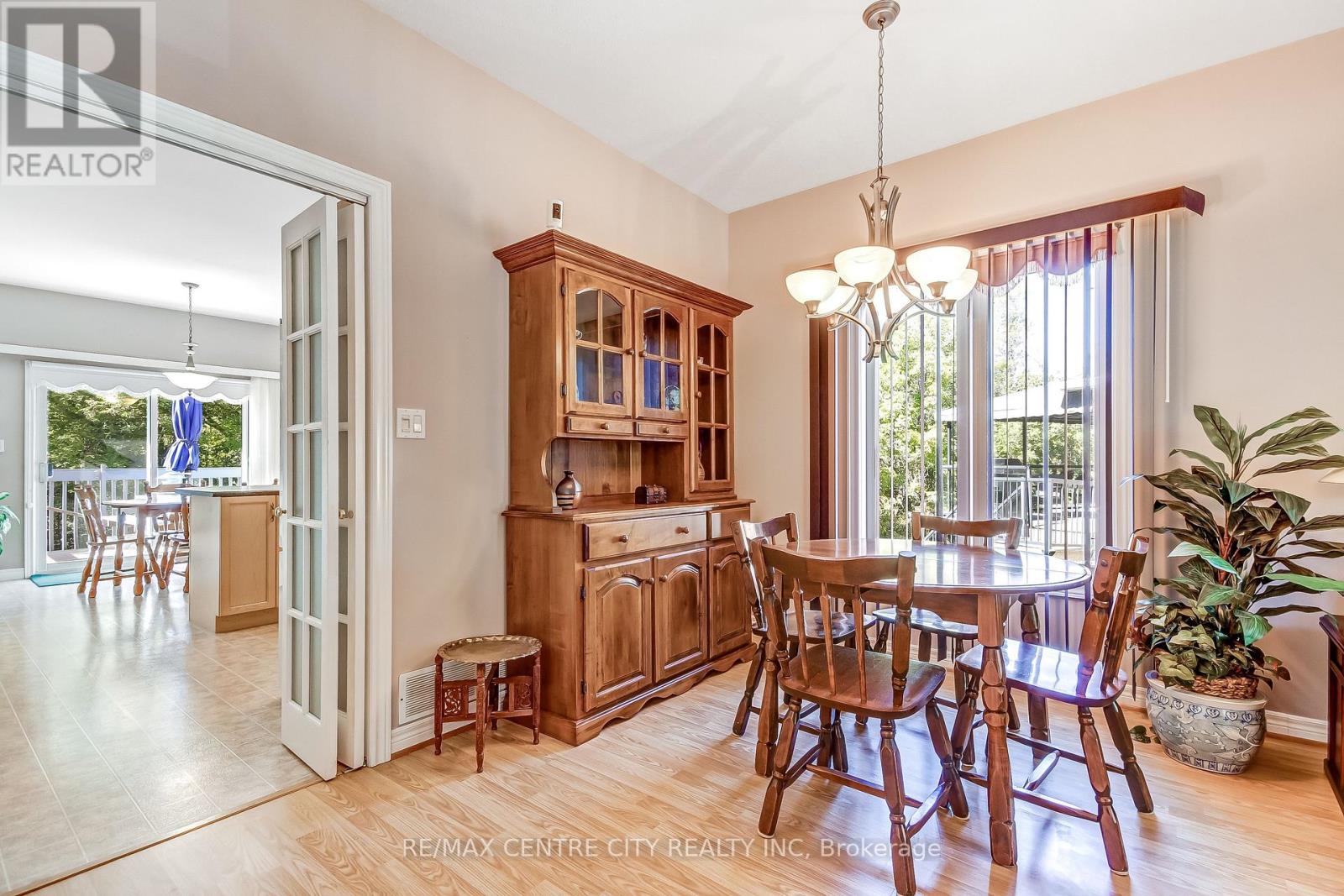 22 Harrington Crescent, St. Thomas, Ontario  N5R 6J1 - Photo 6 - X13880176