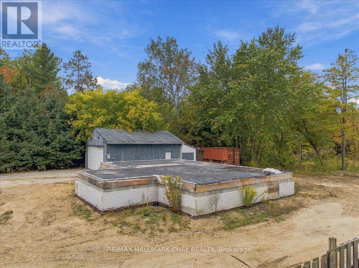 8240 Main Street, Adjala-Tosorontio, Ontario  L0M 1M0 - Photo 6 - N13880302