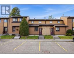 6917 BILBERRY DRIVE, Ottawa, Ontario